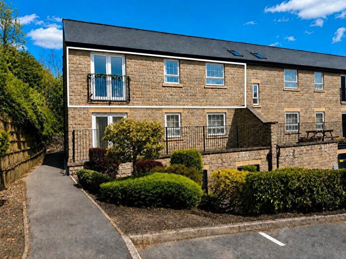 2 Bedroom Apartment For Sale In Clough Gardens, Haslingden, Rossendale, Lancashire, BB4