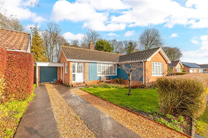 3 Bedroom Detached Bungalow For Sale In Roundway Gardens, Devizes, Wiltshire, SN10