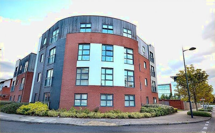 2 Bedroom Apartment To Rent In Clearwater Drive, Didsbury, M20