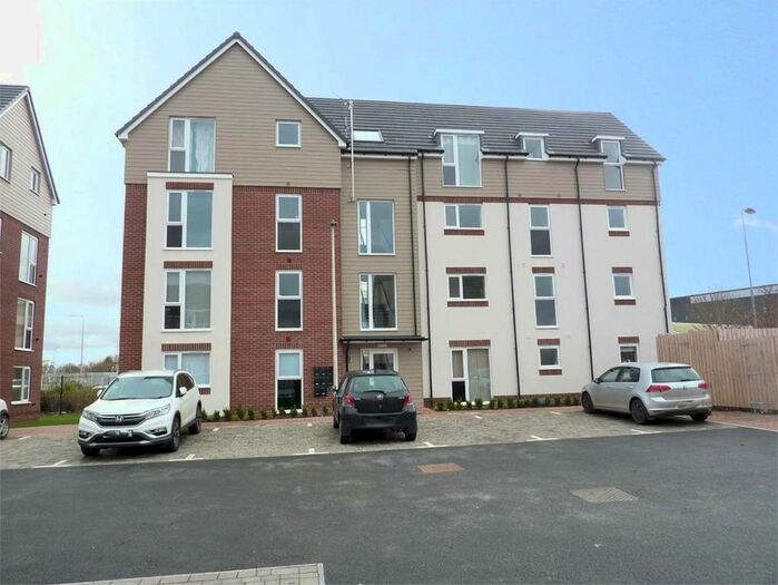 2 Bedroom Flat To Rent In Sykes House, Anton Close, Town Centre, CV21