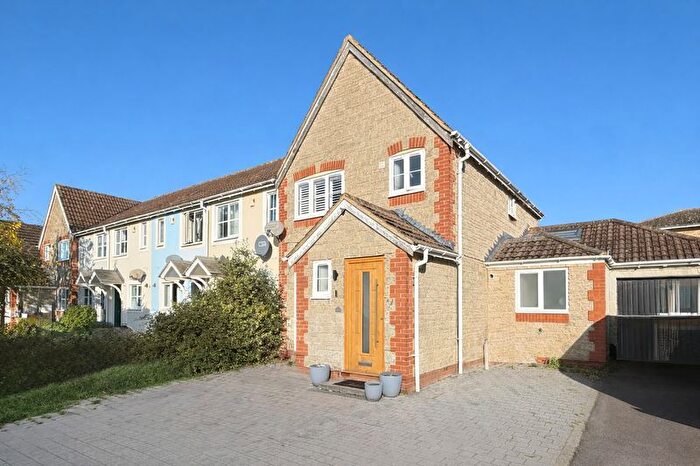 4 Bedroom Semi Detached House For Sale In Forget-Me-Not Way, Oxford, OX4