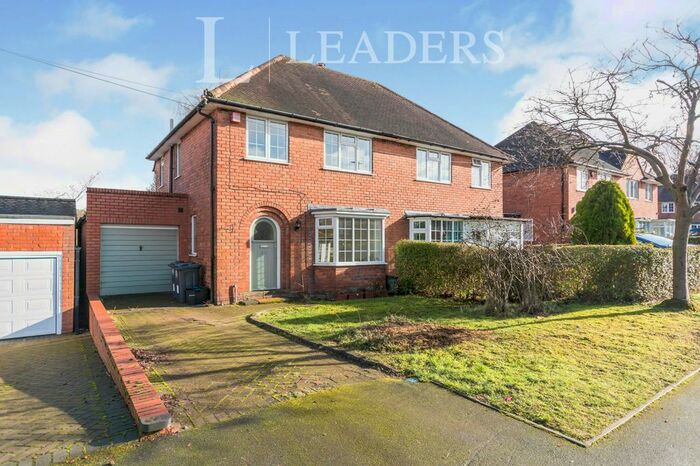 3 Bedroom Semi-Detached House To Rent In Iris Close, Bournville, B29