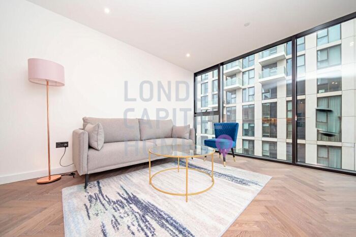 2 Bedroom Apartment To Rent In Merino Gardens, London, E1W