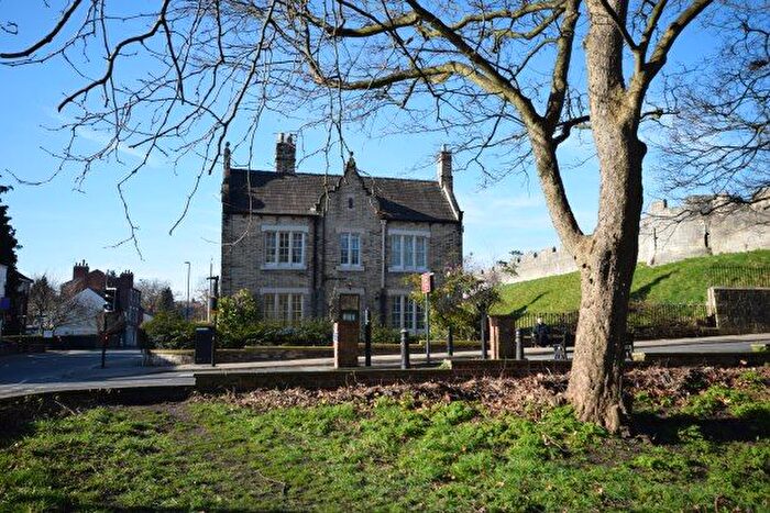 2 Bedroom Flat To Rent In St. Thomas's House, York, YO23