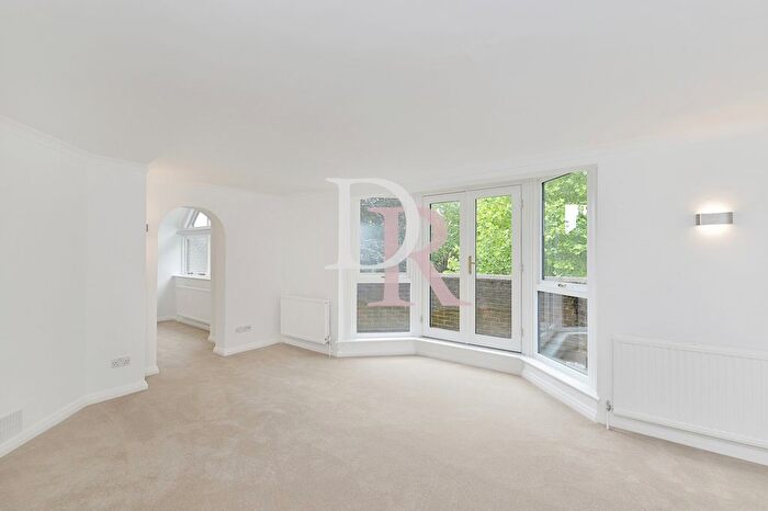 3 Bedroom Flat To Rent In Fitzjohns Avenue, Hampstead, NW3
