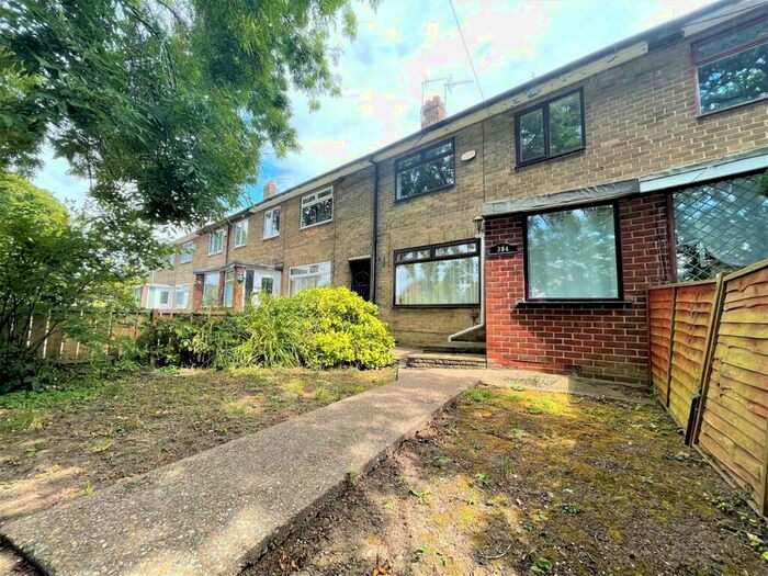 3 Bedroom Terraced House To Rent In Ings Road, Hull, HU8