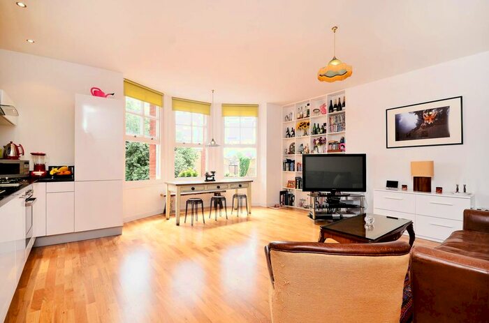 1 Bedroom Flat To Rent In East Arbour Stree, Stepney, London, E1