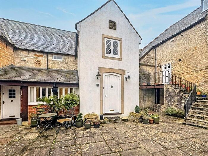 3 Bedroom Terraced House To Rent In Stinsford, Dorchester, DT2