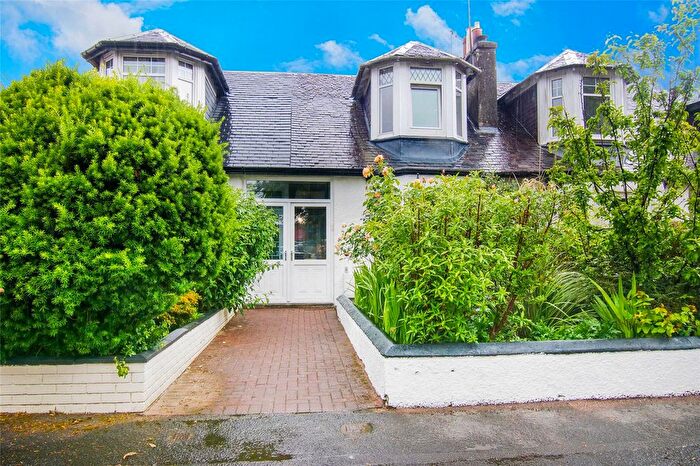 2 Bedroom Terraced House For Sale In Harvey Cottages, Muirend Street, Lochwinnoch, PA12