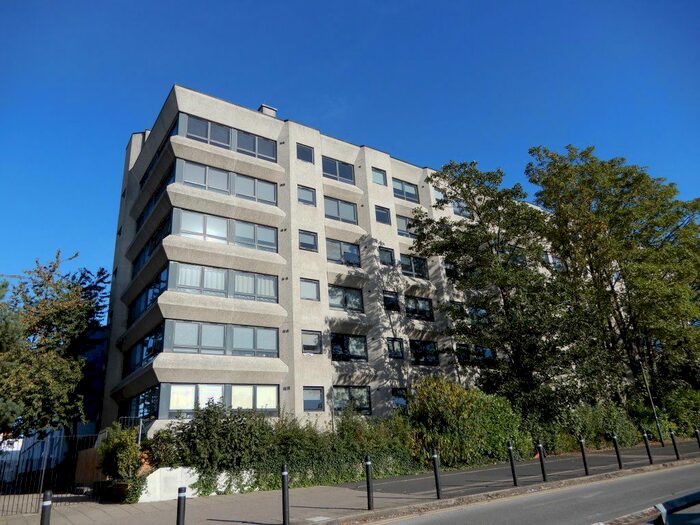 1 Bedroom Flat To Rent In Swingate, Stevenage, SG1