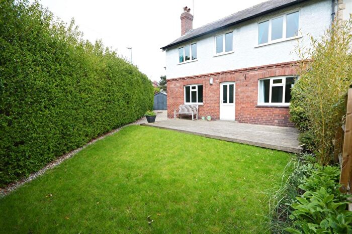 3 Bedroom End Of Terrace House To Rent In Winthorpe Street, Meanwood, Leeds, West Yorkshire., LS6