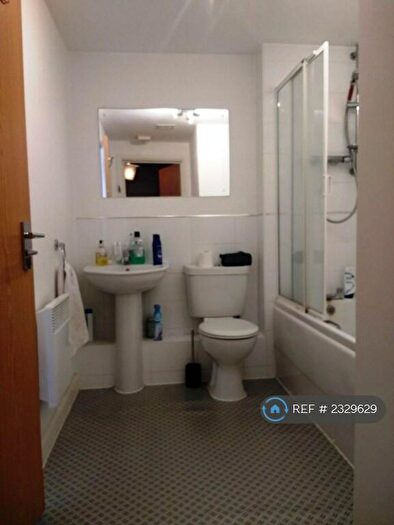 1 Bedroom Flat To Rent In Foundry Court, Slough, SL2