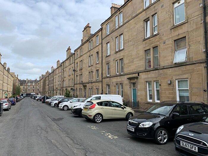 1 Bedroom Flat To Rent In Wardlaw Street, Gorgie, Edinburgh, EH11