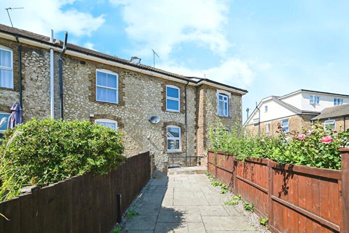 3 Bedroom Terraced House For Sale In Bower Place, Maidstone, Kent, ME16