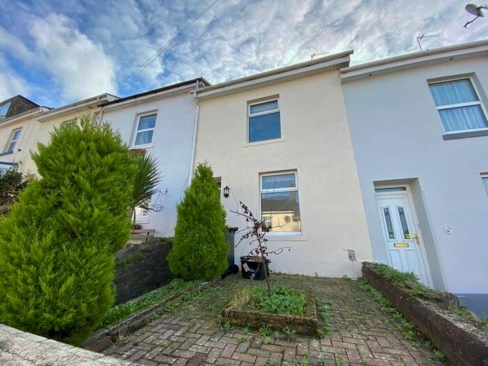 2 Bedroom Terraced House To Rent In Cavern Road, Torquay, TQ1