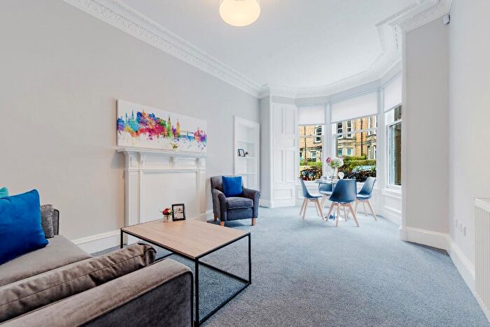 2 Bedroom Flat To Rent In Millar Crescent, Edinburgh, EH10