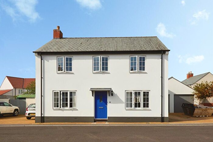 3 Bedroom Detached House For Sale In Bristle Grove, Mere, Warminster, BA12