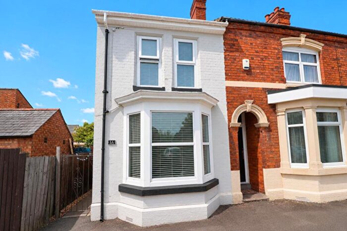 2 Bedroom End Of Terrace House For Sale In Glassbrook Road, Rushden, NN10