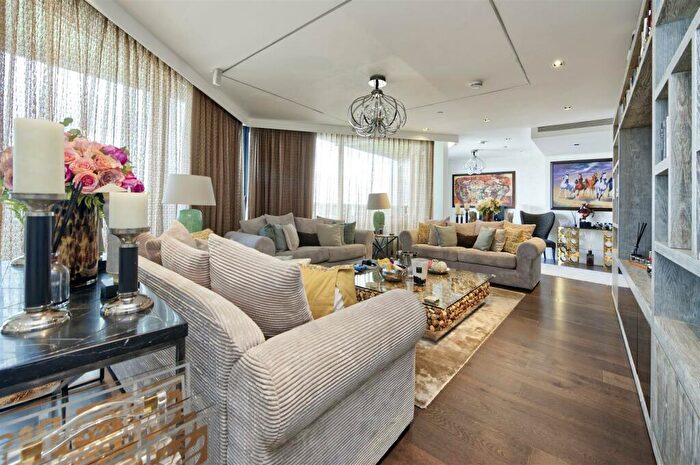 5 Bedroom Penthouse To Rent In Riverlight Quay, Nine Elms, SW11