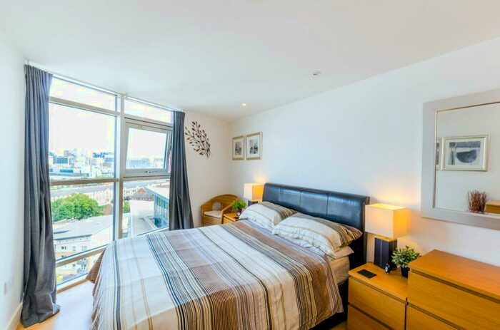 1 Bedroom Flat To Rent In Orion Point, Canary Wharf, London, E14