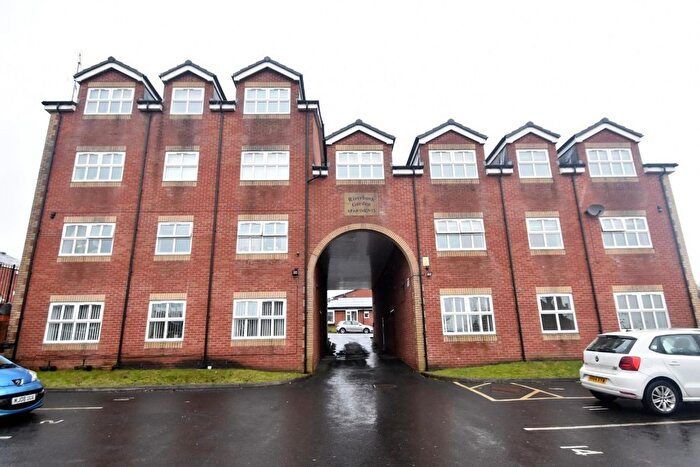 2 Bedroom Flat To Rent In Riverbank Gardens, Tottington Road, Bury, BL8