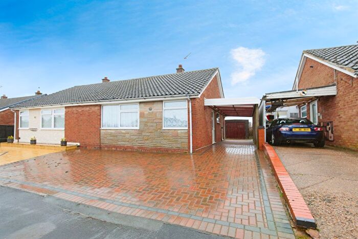 2 Bedroom Semi-Detached Bungalow For Sale In Henhurst Ridge, Burton-On-Trent, DE13
