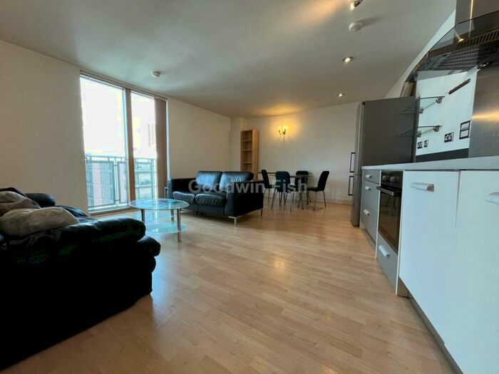 1 Bedroom Apartment To Rent In Dearmans Place, Salford, M3