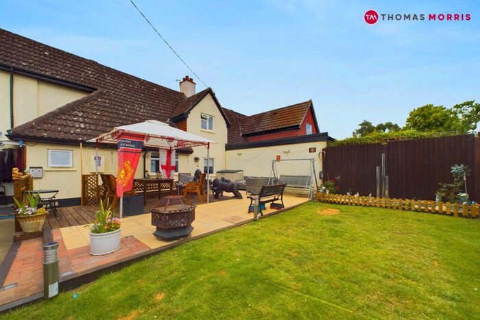3 Bedroom Terraced House For Sale In Chapmans, Hemingford Abbots, Huntingdon, Cambridgeshire, PE28