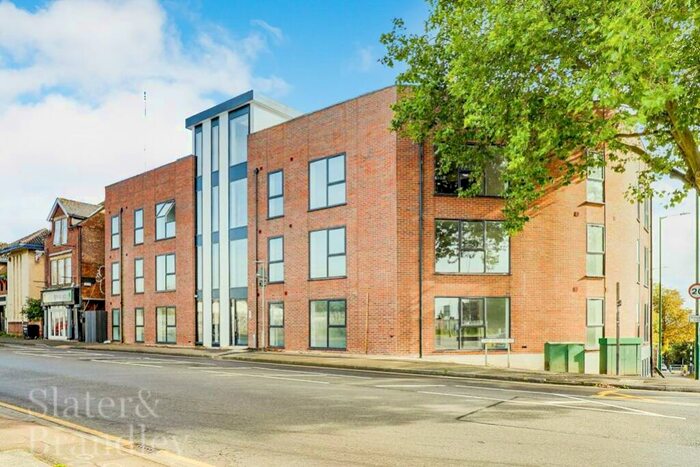 2 Bedroom Flat To Rent In Woodborough Road, Nottingham, Nottinghamshire, NG3