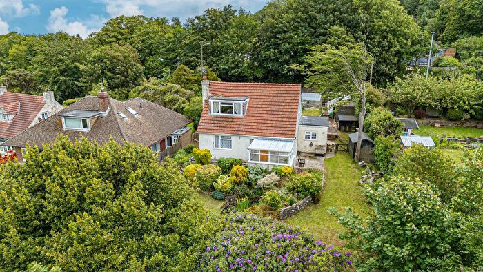 3 Bedroom Detached House For Sale In Winchelsea Lane, Hastings, TN35