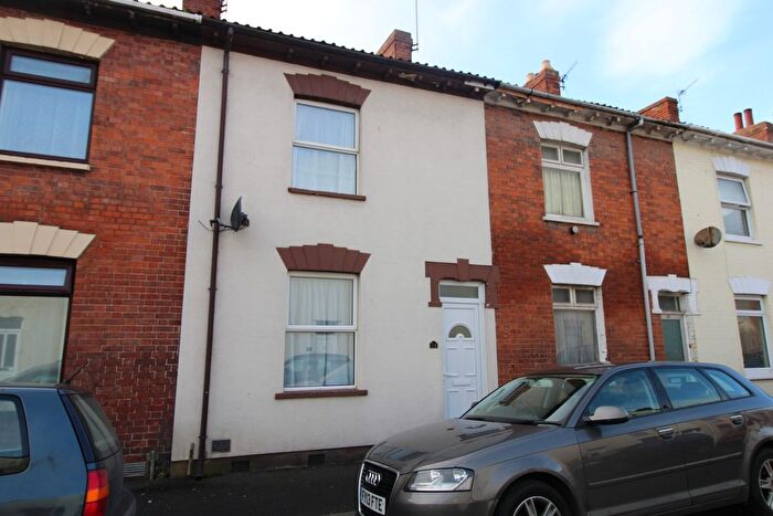 2 Bedroom Terraced House To Rent In Wellington Road, Bridgwater, TA6