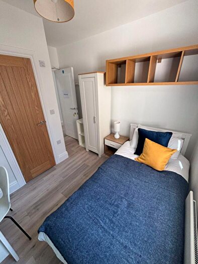 1 Bedroom House Of Multiple Occupation To Rent In Newport Road, Cardiff, CF24