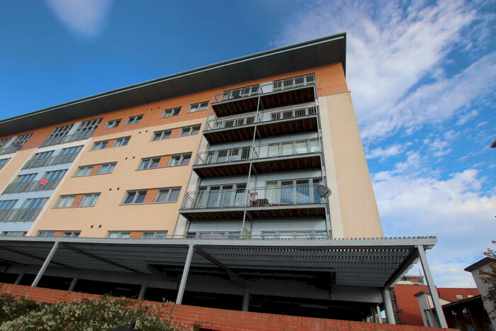 2 Bedroom Flat To Rent In Marine Parade Walk, Dundee, DD1