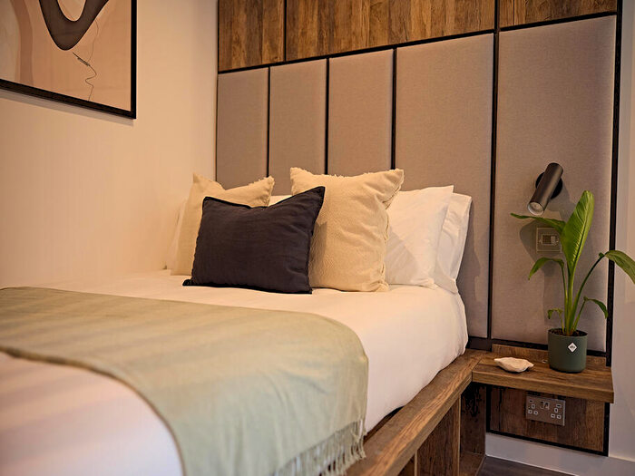 Apartment To Rent In Apt, Live Oasis St Albans Place #, LS2