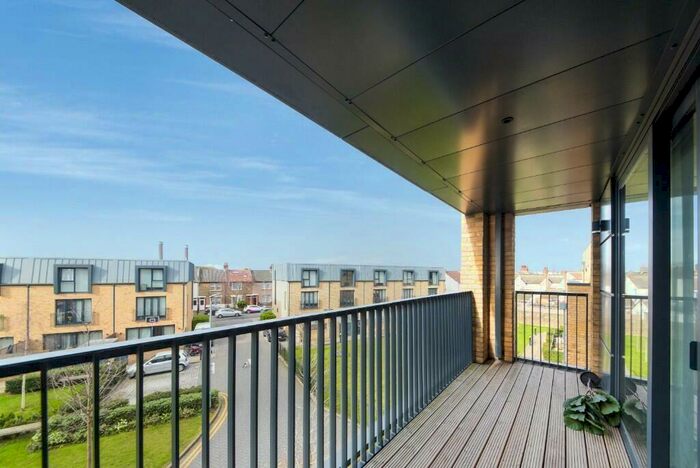 4 Bedroom Flat To Rent In Old Nursery Place, Park Road, Ashford, Surrey, TW15