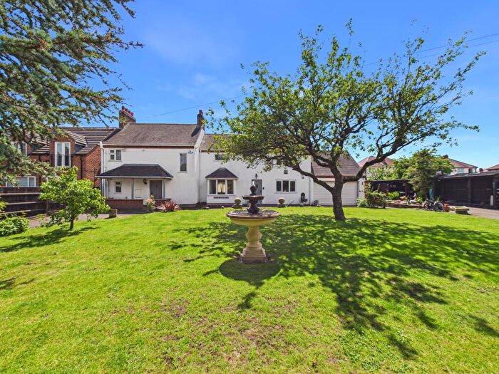 4 Bedroom Detached House For Sale In Alvaston Street, Alvaston, DE24