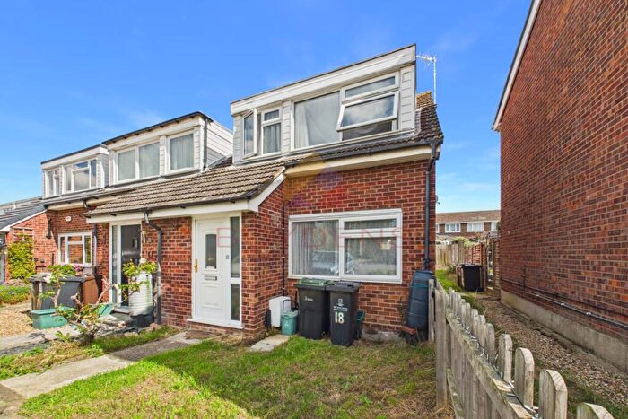 3 Bedroom End Of Terrace House For Sale In Brisbane Way, South Colchester, CO2
