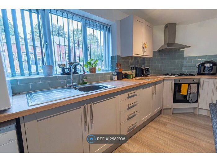 1 Bedroom Flat To Rent In Cherry Orchard, Kidderminster, DY10