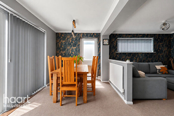 3 Bedroom End Of Terrace House For Sale In Coppice Road, Chatham, ME5