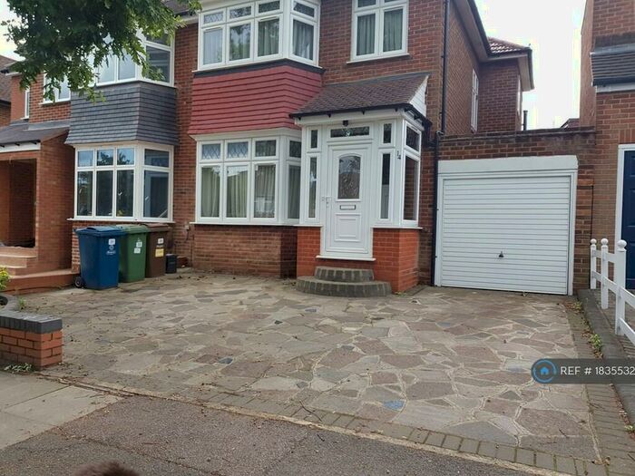 3 Bedroom Semi-Detached House To Rent In St. Andrews Drive, Stanmore, HA7