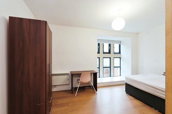 1 Bedroom Apartment For Sale In Oxford Street, Sheffield, South Yorkshire, S6