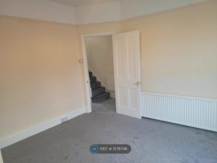 4 Bedroom Terraced House To Rent In Mount Pleasant Road, Folkestone, CT20