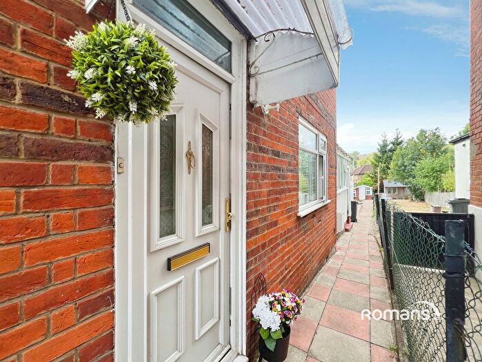 3 Bedroom Terraced House To Rent In Hughenden Road, High Wycombe, Buckinghamshire, HP13