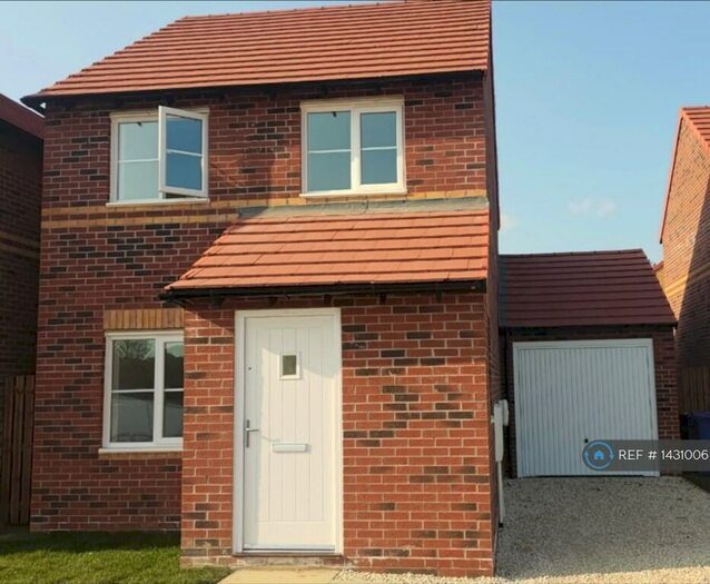 3 Bedroom Detached House To Rent In Moorhen Drive, Poolsbrook, Chesterfield, S43
