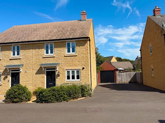 3 Bedroom Semi-Detached House To Rent In Bramling Cross, Longworth, OX13