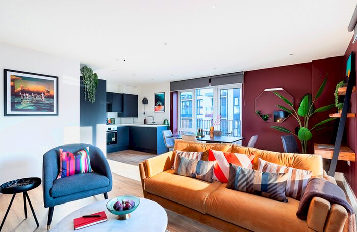 2 Bedroom Flat To Rent In Desborough Road, High Wycombe, HP11