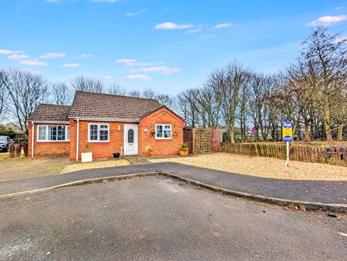 3 Bedroom Bungalow For Sale In Winston Drive, Skegness, PE25