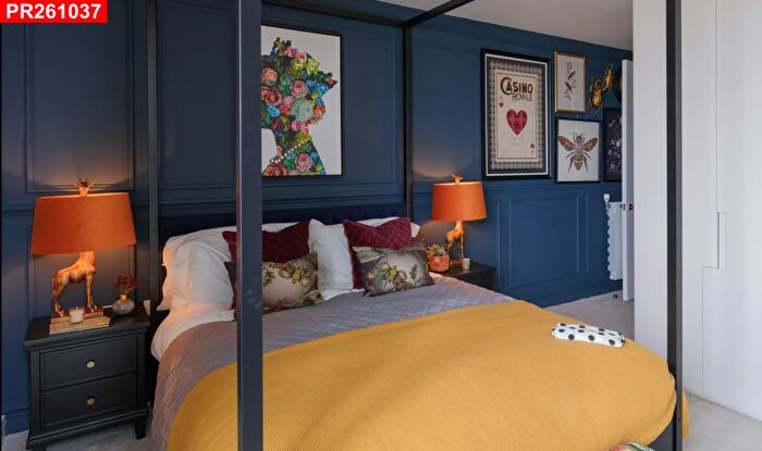 2 Bedroom Flat To Rent In Duke Of Wellington Avenue, London, SE18