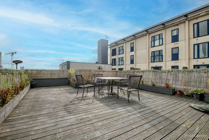 1 Bedroom Apartment For Sale In Royal Arch Aprtments, Wharfside Street, Birmingham City Centre, B1
