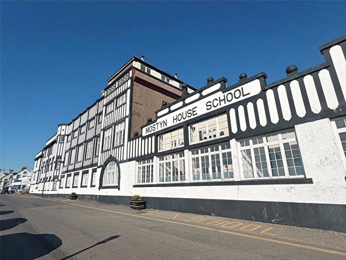 3 Bedroom Flat For Sale In Grenfell Park, Parkgate, Neston, Cheshire, CH64